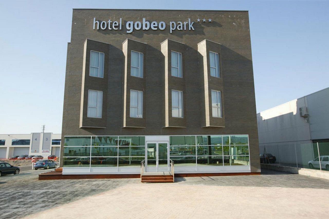 戈贝欧公园酒店 维多利亚-加斯特伊兹 外观 照片